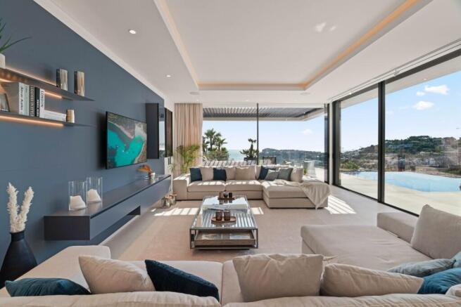 Living Room (2)