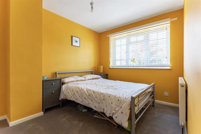7 Pykes Down Bed2.jpg