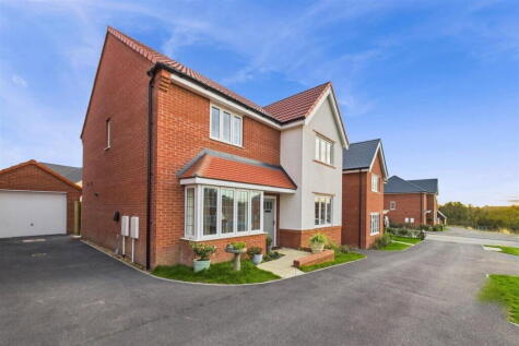 Deer Walk, Stowmarket, IP14 1GP