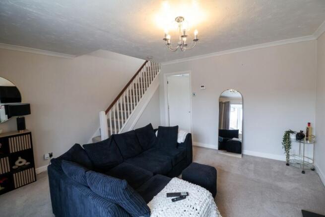 Arundel Grange, Glossop, SK13 photo 5