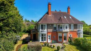 70, Abington Park Crescent, Northampton NN3 3AL