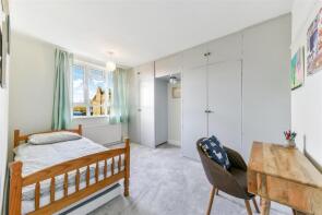 Flat 48, Edge Hill Court, Edge Hill, London SW19 4LW