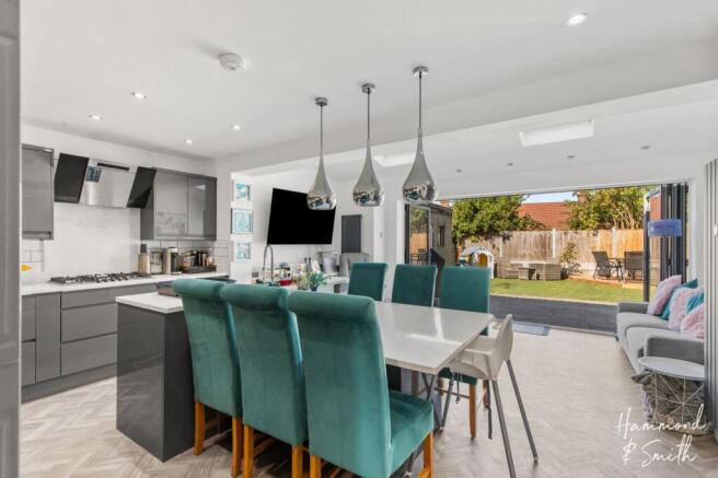 Kitchen / Diner