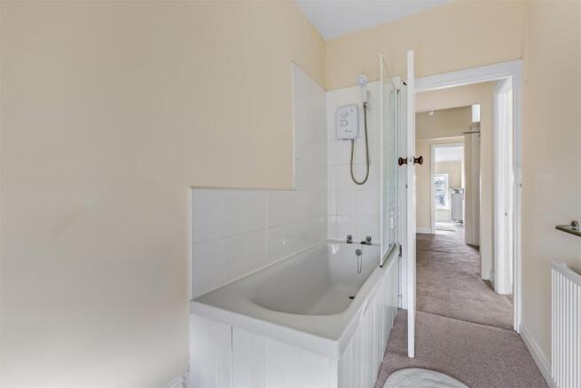 1 bed Flat for sale Image 12