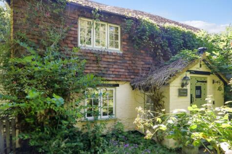 Main Road, Sellindge, TN25