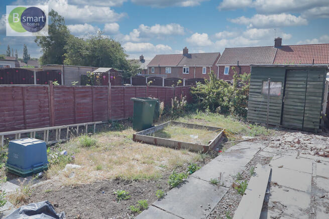 2 bed Semi-Detached to rent Image 10