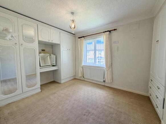 3 bed Terraced for sale Image 6