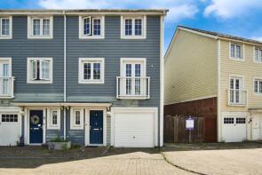 26, Higham Avenue, Snodland ME6 5GE