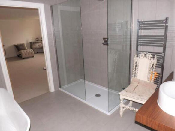 En suite one