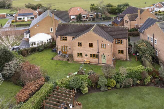 003 - 4 Rowen Court.jpg