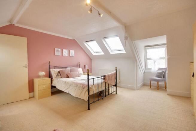 Bedroom 1 (Double)