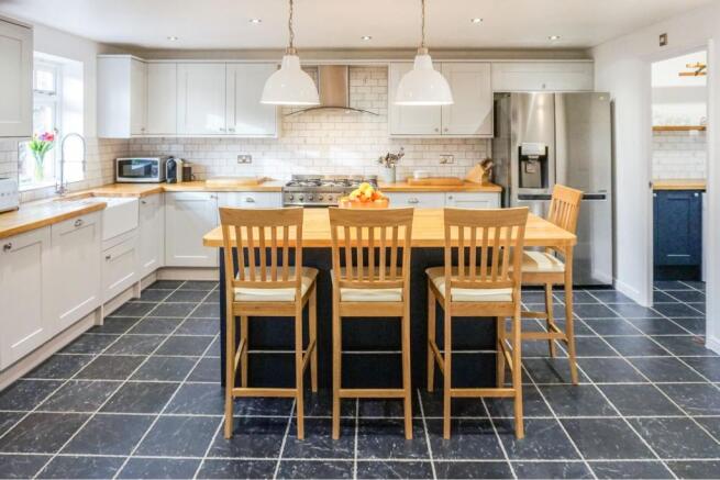 Kitchen/Breakfast