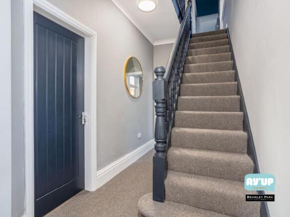 1 bed House Share to rent Image 6