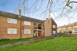 74, Oak Ridge, Dorking RH4 2NS