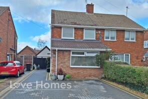 23, York Close, Bedford MK45 4QB
