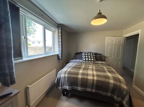 2 bed Flat to rent Image 8