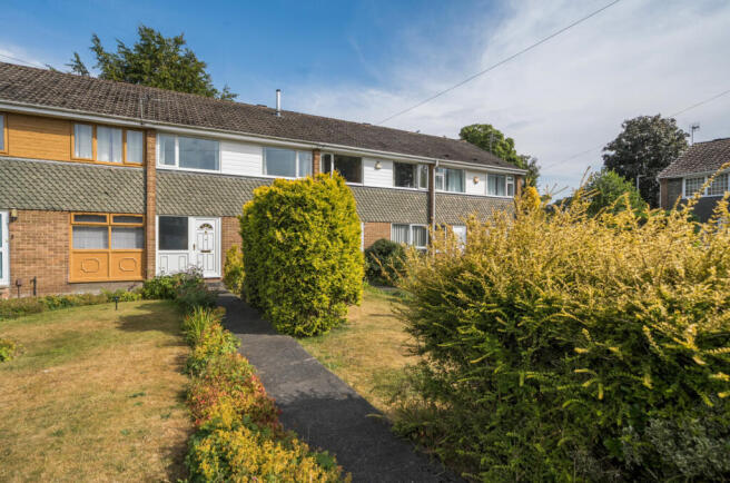 3 bed Terraced for sale Image 4