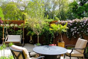 21, Coppins Close, Ferndown BH22 8FA