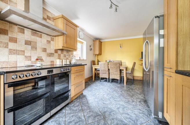 Kitchen/Dining room