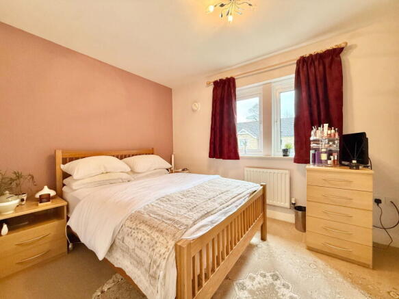 2 bed Terraced for sale Image 9