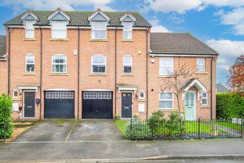 Wells Drive, Hambleton, North Yorkshire YO8