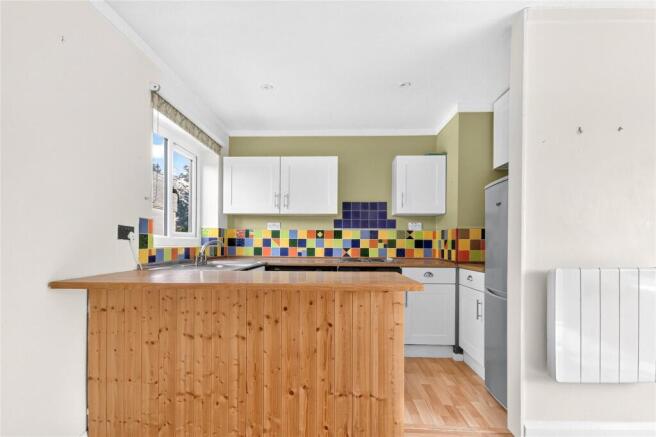 Juniper, Bracknell, Berkshire, RG12 photo 3