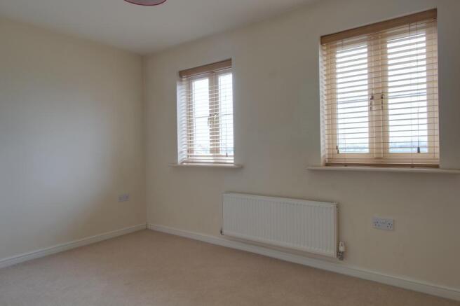 Bedroom 2 (Double)