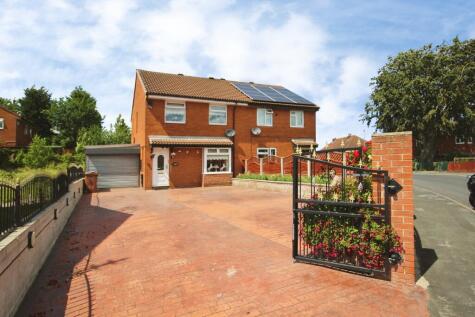Raylands Way, Leeds, LS10