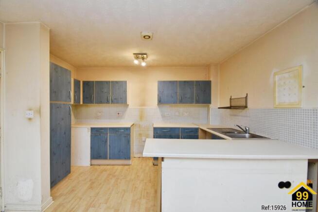 2 bed Apartment for sale Image 9