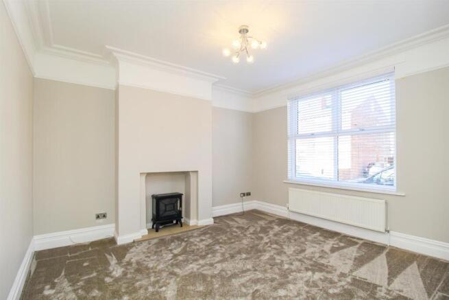 3 bed Semi-Detached for sale Image 9