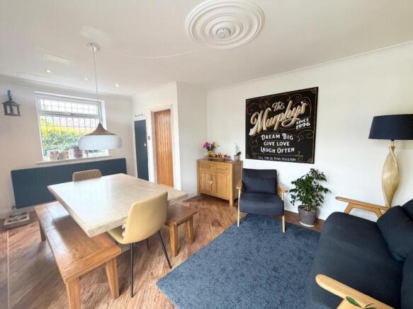 3 bed Semi-Detached for sale Image 4