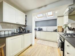 Flat Ground Floor, 25, Vardens Road, London SW11 1RQ