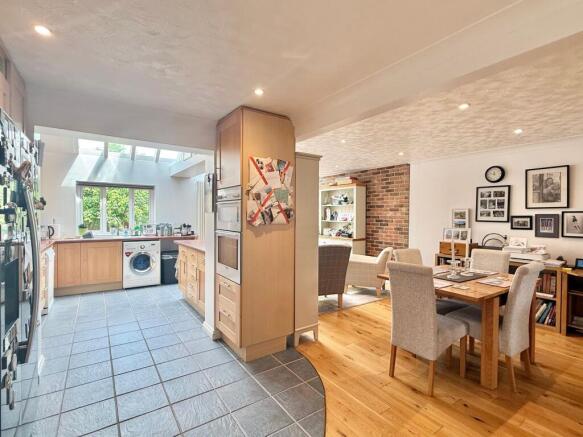 KITCHEN/DINING/FAMILY ROOM