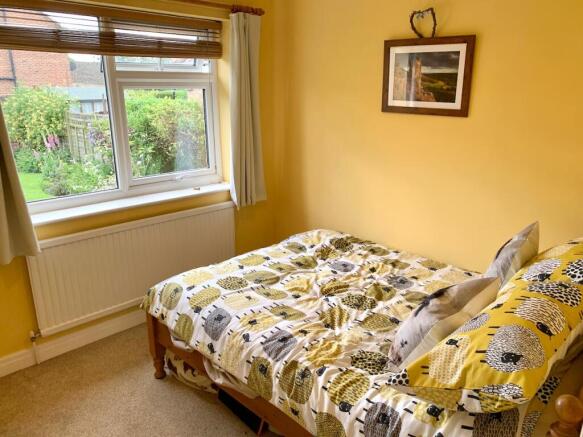 3 bed Semi-Detached Bungalow for sale Image 10