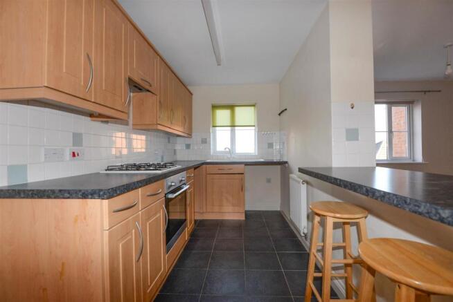 Kitchen 1.jpg