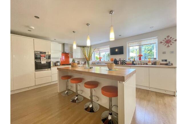 Kitchen/Breakfast