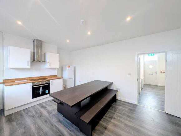 1 bed End of Terrace to rent Image 4