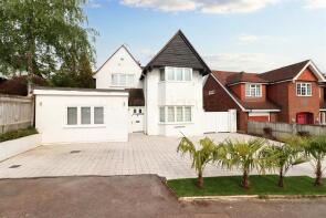 Summerdyne, Green Lane, Stanmore HA7 3AB