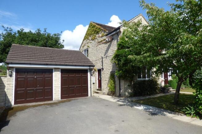 Deatched Double Garage