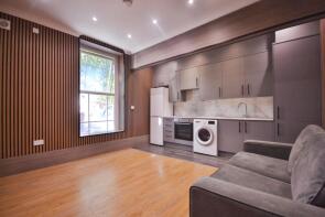 Flat 1, 129, London Road, Reading RG1 5DD