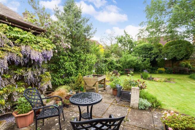 15 Martinsell Green