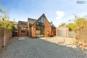 Moss Lodge, Magpie Lane, Willaston CW5 6GS