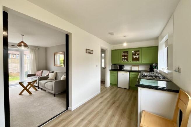 2 bed Semi-Detached for sale Image 7