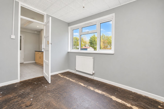 Bravington Close, Shepperton, TW17 photo 4