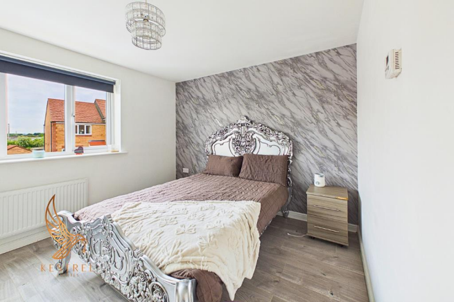 2 bed Semi-Detached for sale Image 12