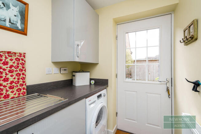 4 bed Detached for sale Image 6
