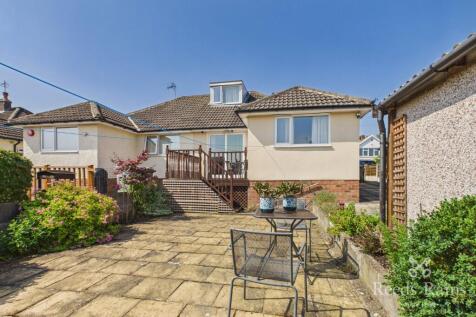 Pyenot Avenue, Cleckheaton, West Yorkshire, BD19