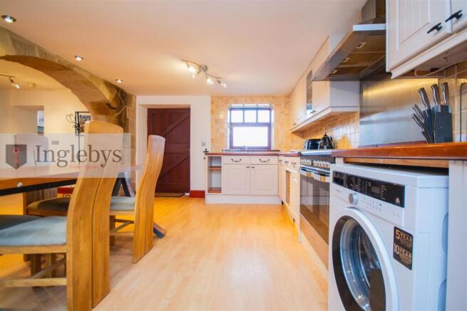 2 bed Barn Conversion for sale Image 7