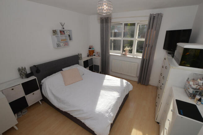 4 bed Detached for sale Image 7