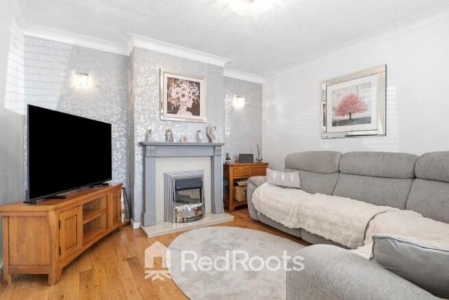 2 bed Detached for sale Image 4